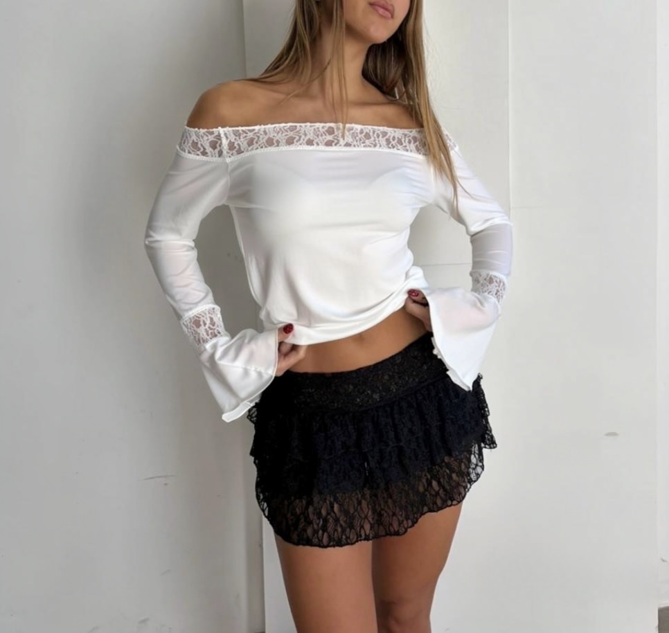 Strapless lina