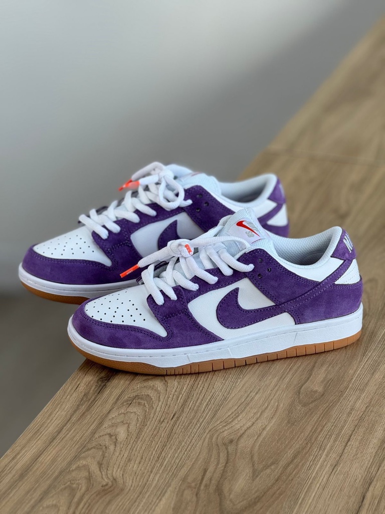 _*NIKE SB*
