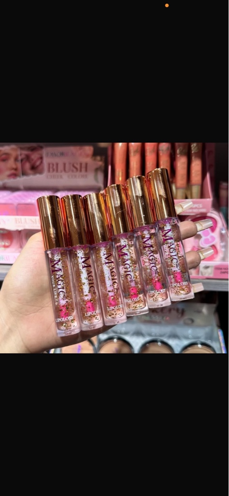 Lip gloss magic