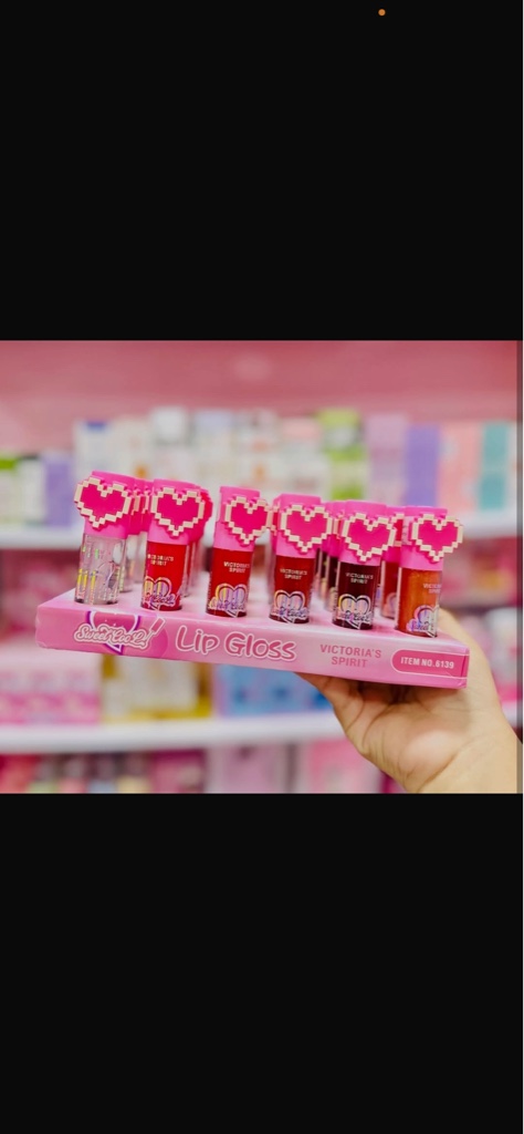 Lip gloss victoria’s spirit