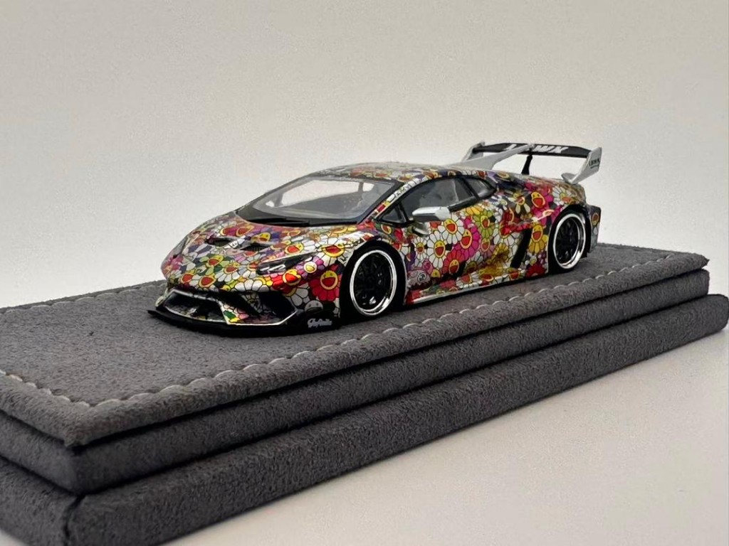 Lamborghini Hurricane Maverick SunFlowers