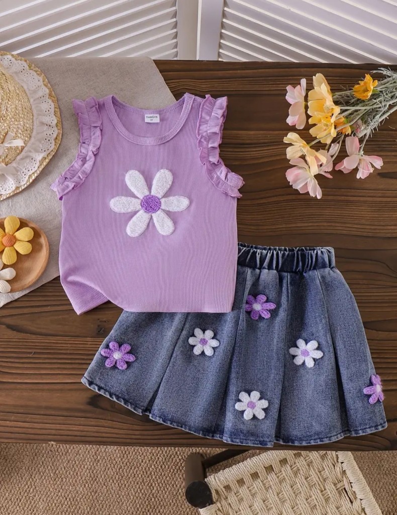 Conjunto lila floral