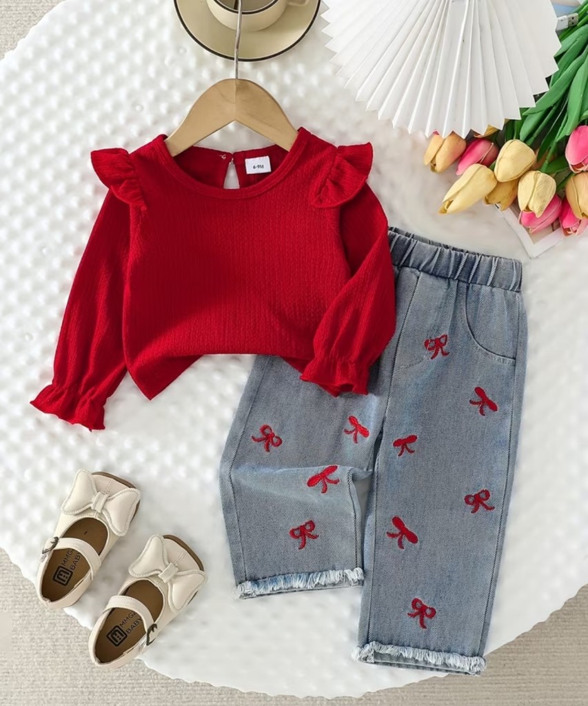 Conjunto jean con lazos bordado
