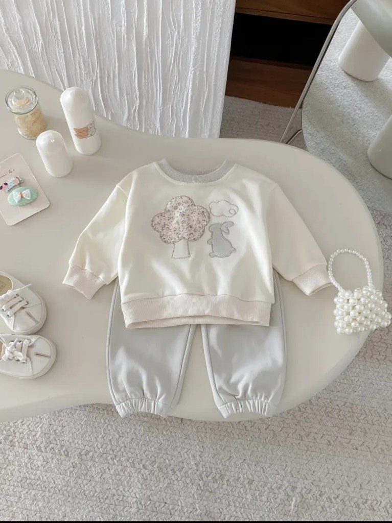 Conjunto blanco infantil