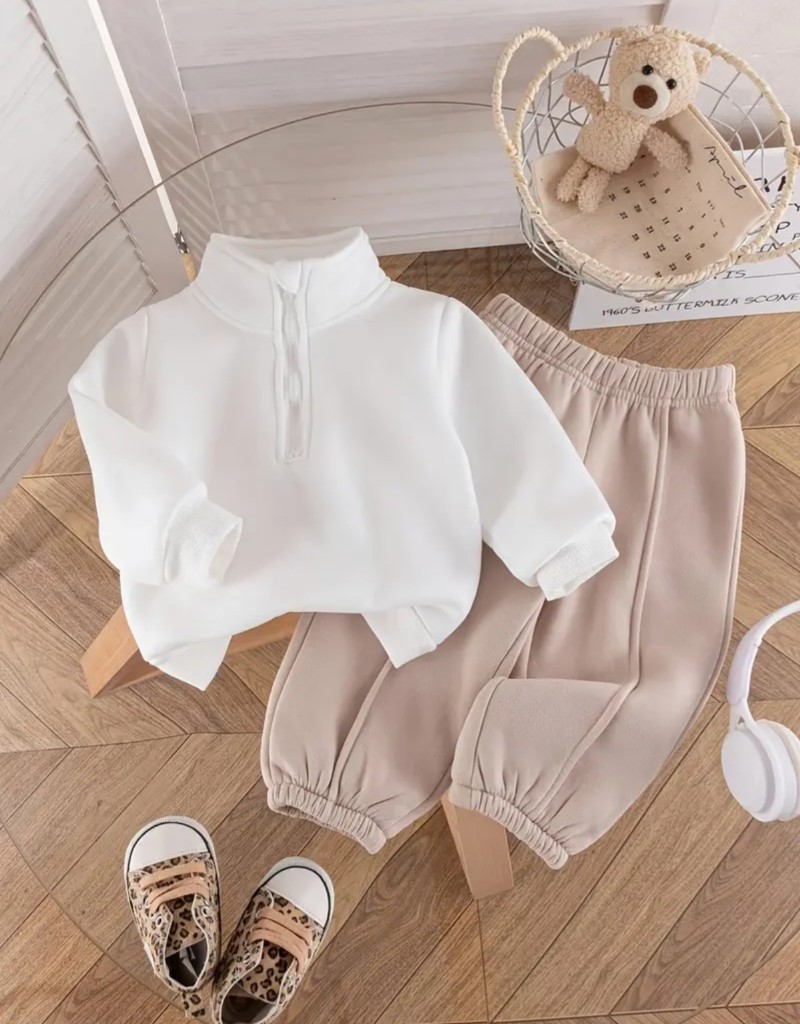Conjunto blanco y beige