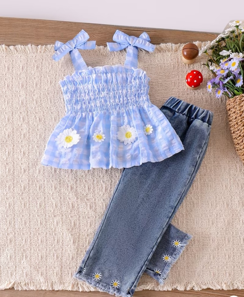 Conjunto azul floral niña