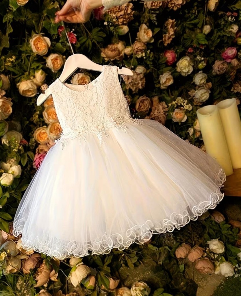 Vestido blanco encaje