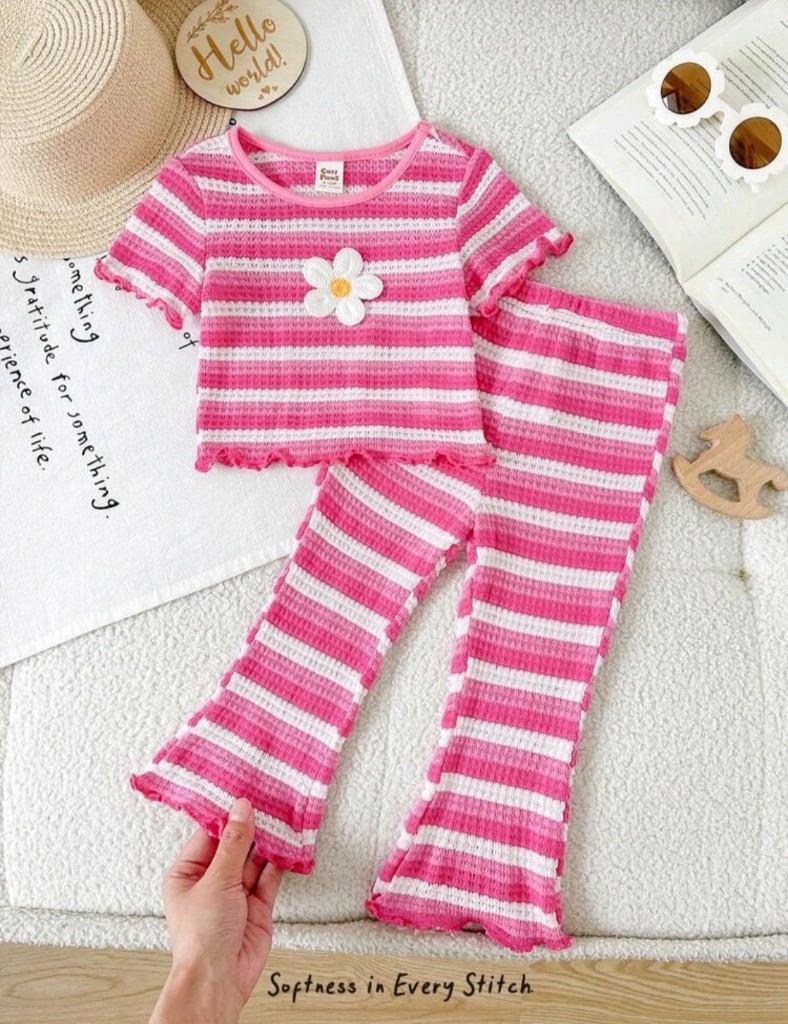 Conjunto rosa rayado