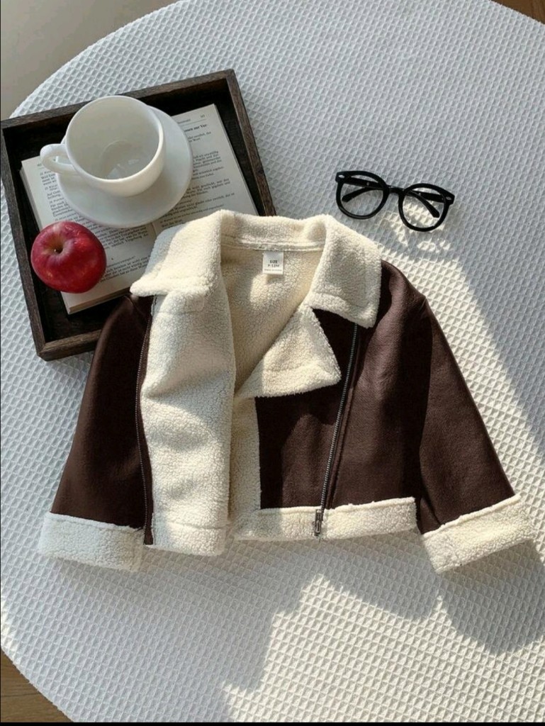 Chaqueta cafe y crema