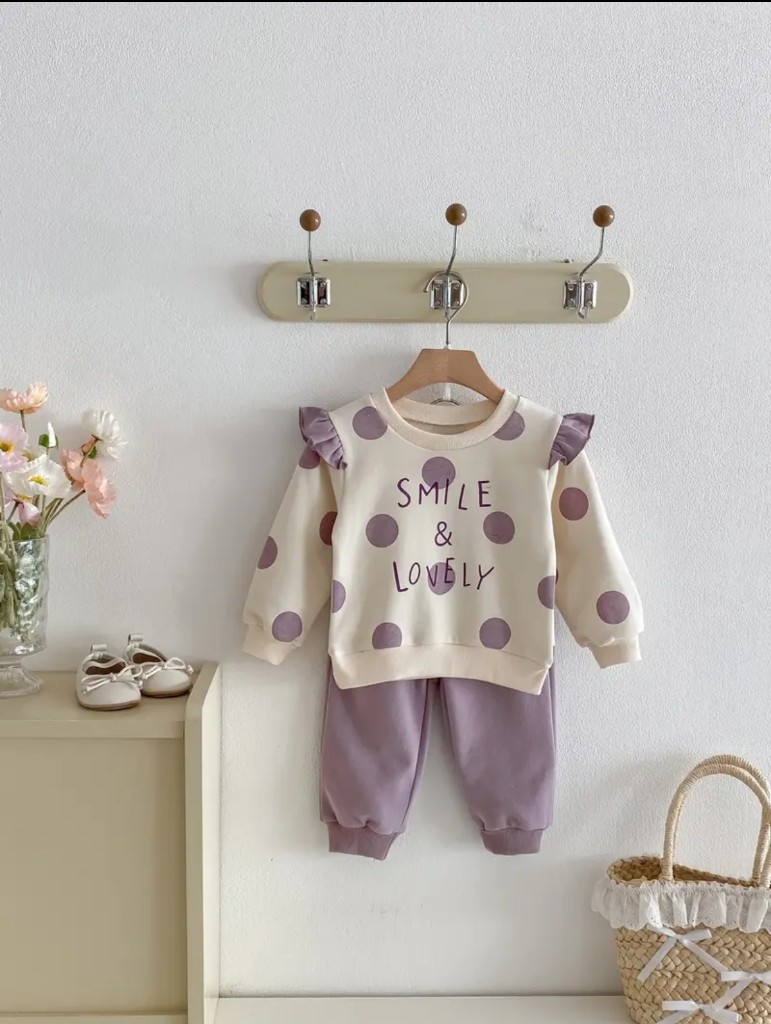 Conjunto bolitas lila
