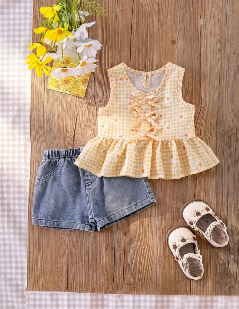 Conjunto infantil amarillo