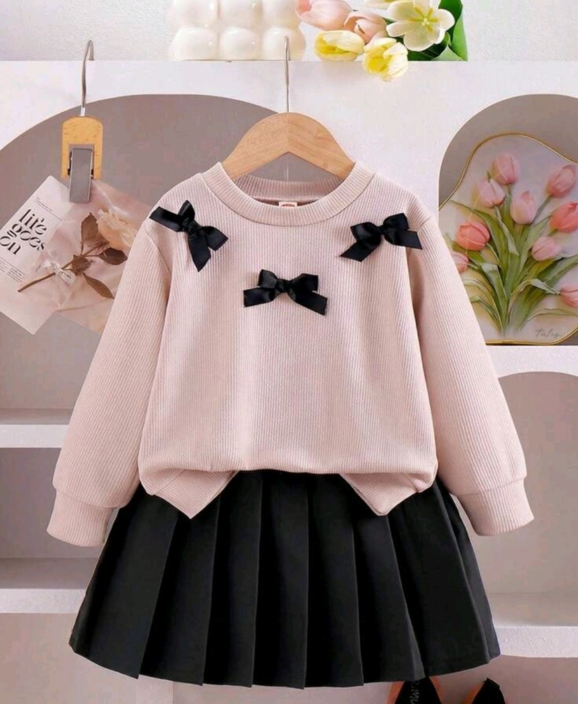 Conjunto rosa y negro infantil