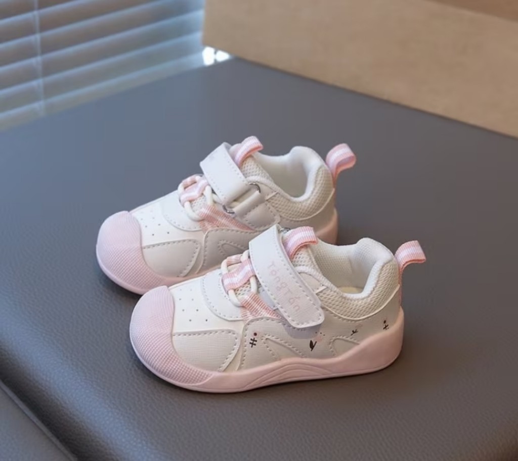 zapatilla blancos rosados