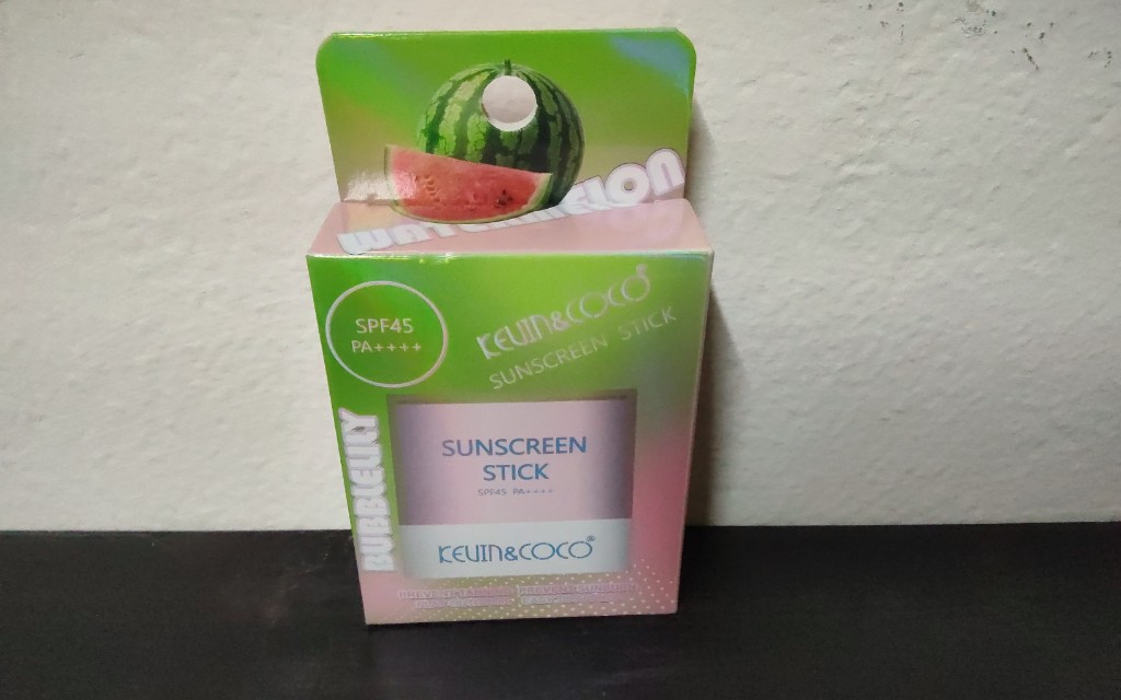 Kevin & Coco protector solar stick verde