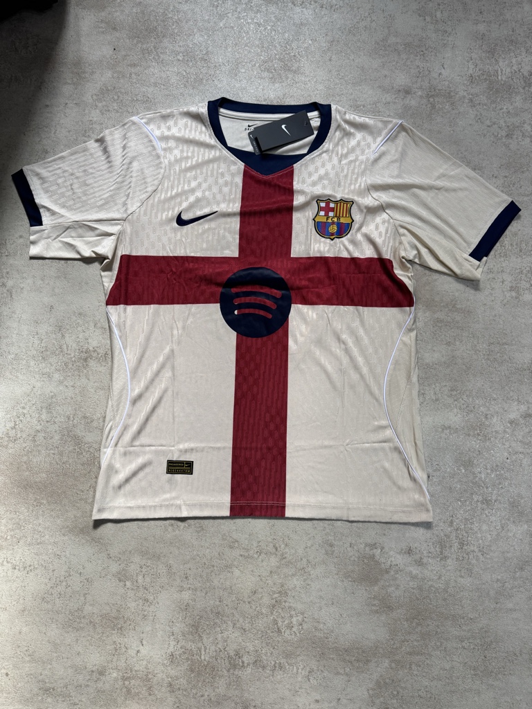Barcelona suplente 2026/2027