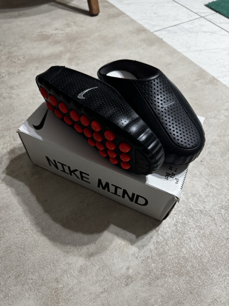 Nike mind 001 negras