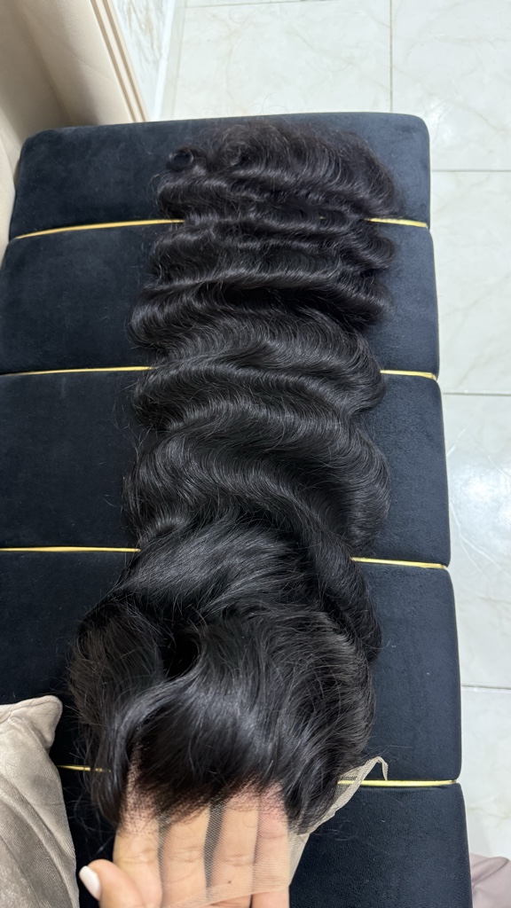 Peluca ondulada 30p, frontal 13x4 (360 g)