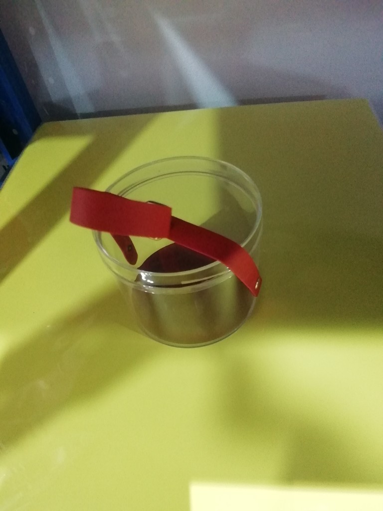 596-Copo acrílico vermelho