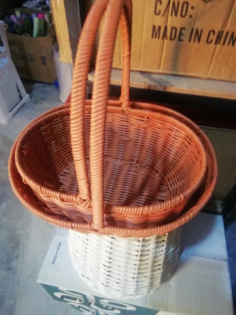 Cestos mimbre naranja