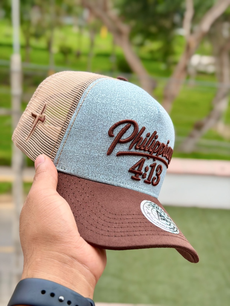 Gorra celeste con malla Philippians 4:13