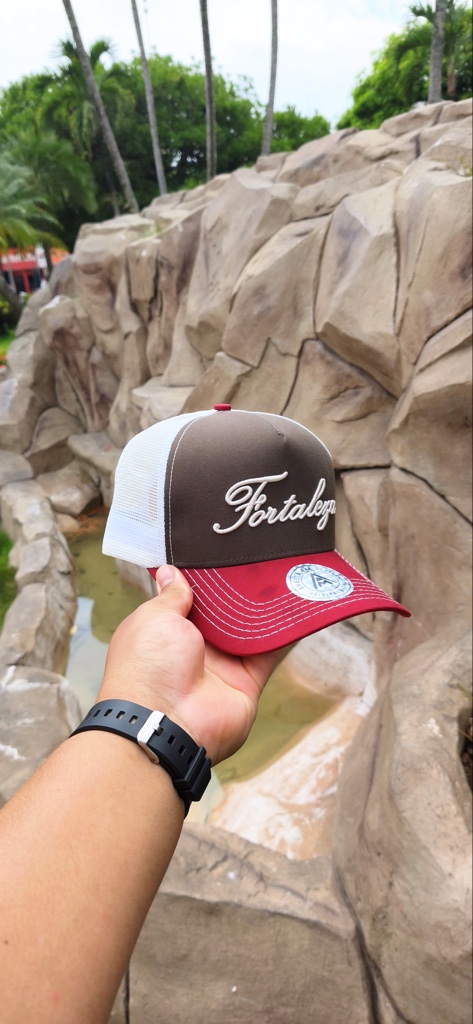 Gorra Fortaleza tipo trucker