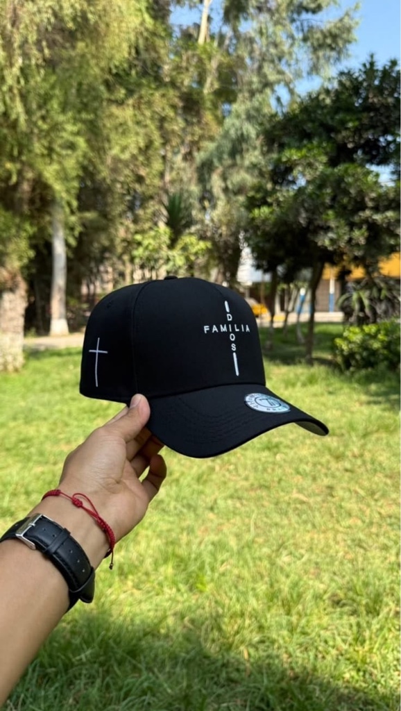 Gorra Negra Dios-Familia