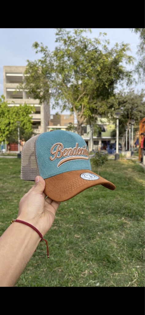 Gorra turquesa con café de malla Bendecido
