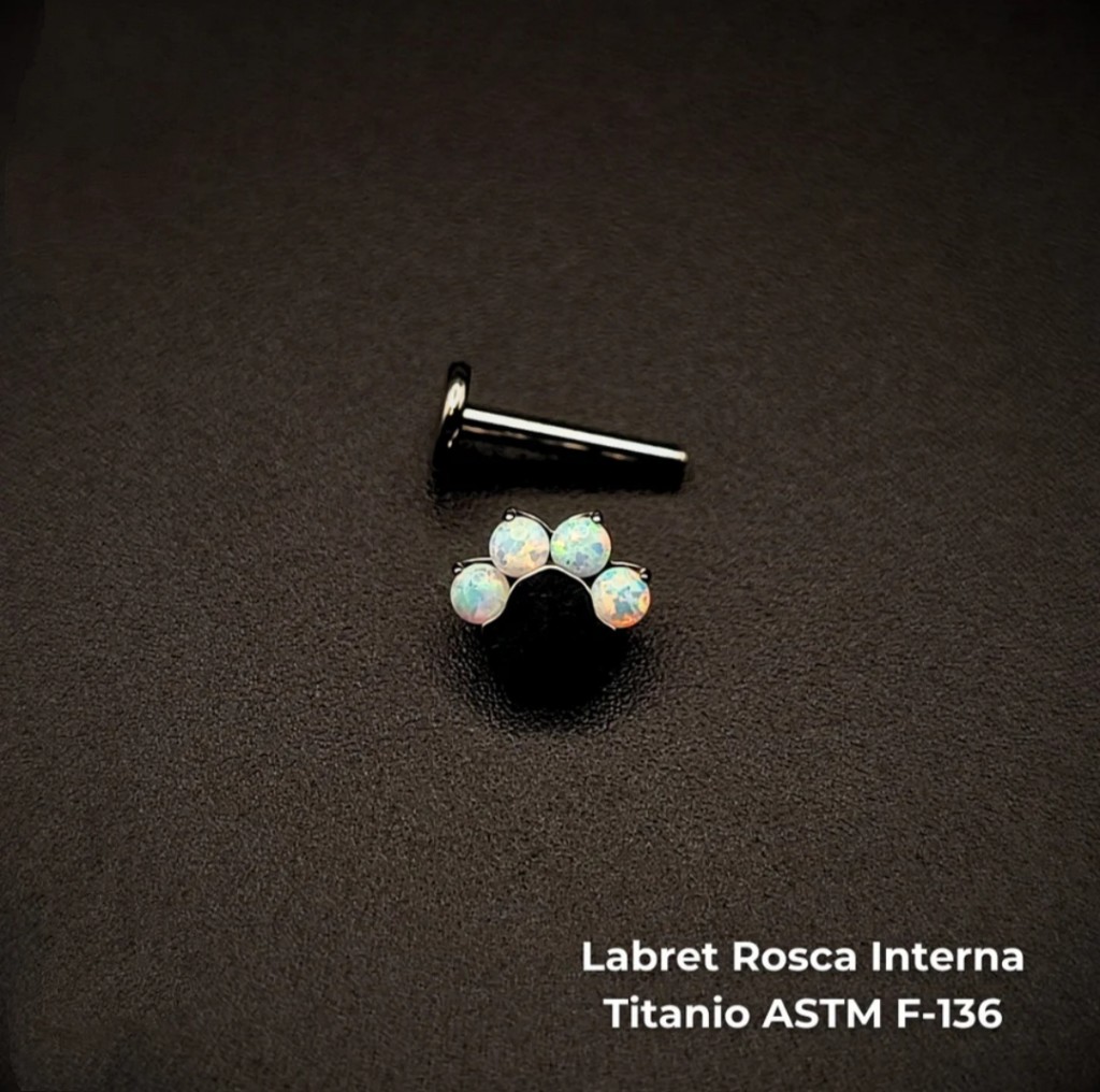 NEW Labret (HC) Titanio ASTM F-136 - Patita 4 Opalitas o Zirconias
