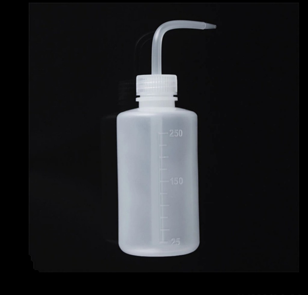 Dispensador Piseta para Jabón y Limpieza (250 ml)