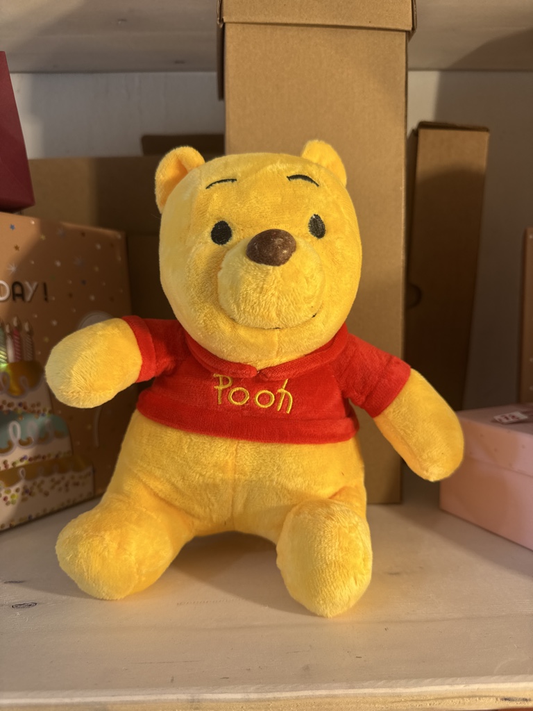 Winnie the Pooh peluche amarillo