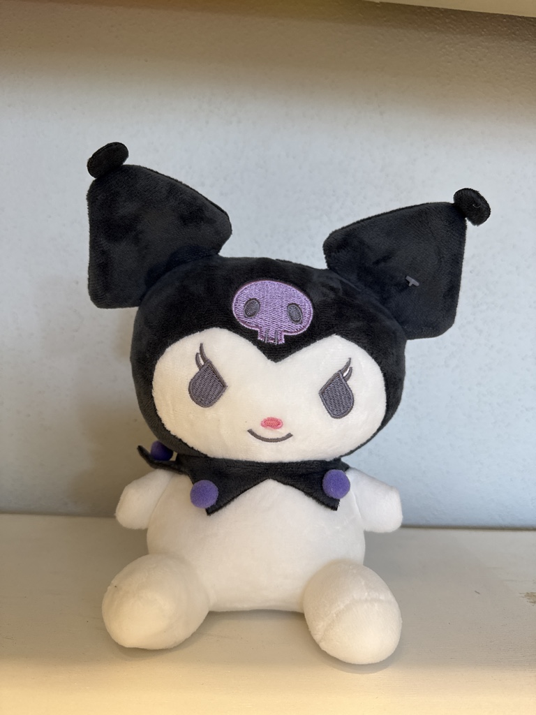 Kuromi peluche negro