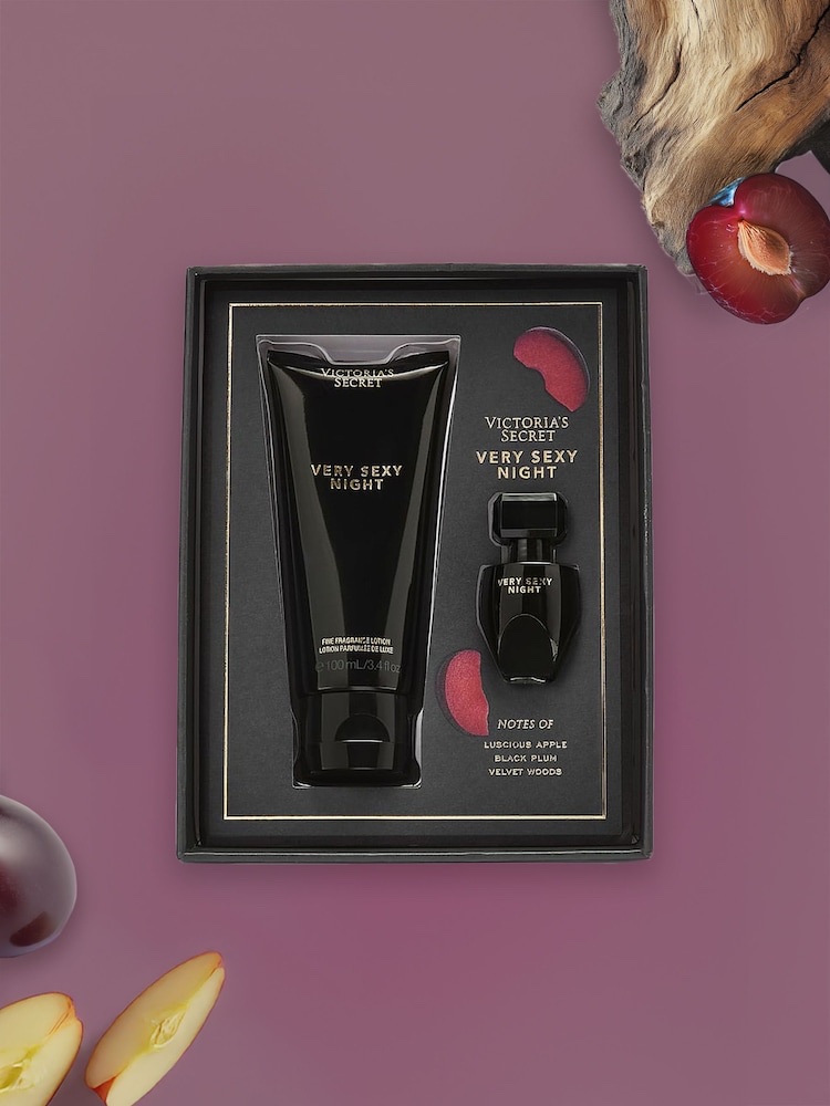 Victoria's Secret Very Sexy Night set