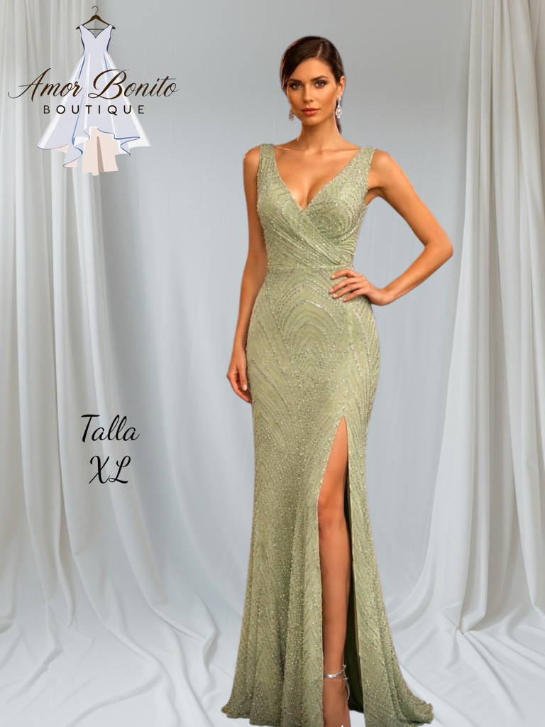 Vestido verde sage detalles en plata