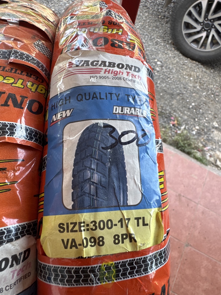 Vagabond llanta 300-17