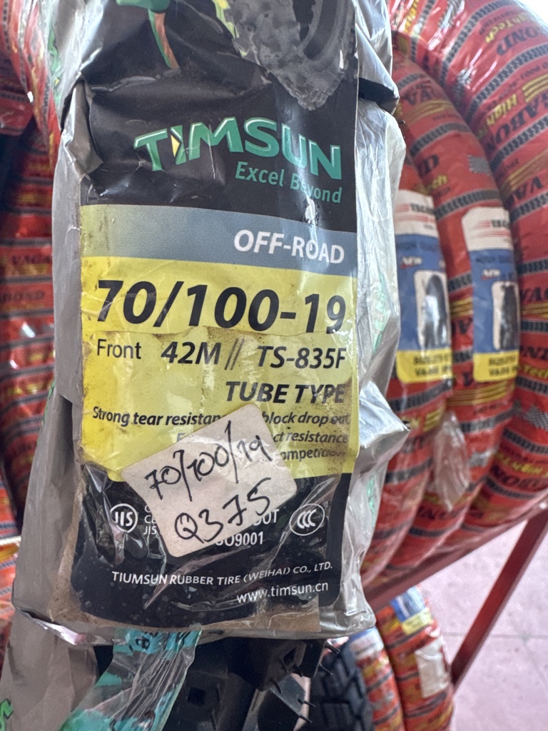 Timsun llanta negra 70/100-19