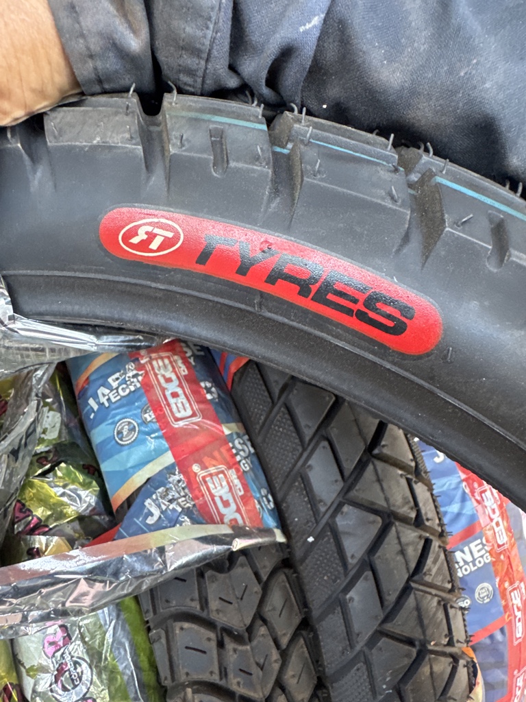 FT TYRES negra 90/90/19