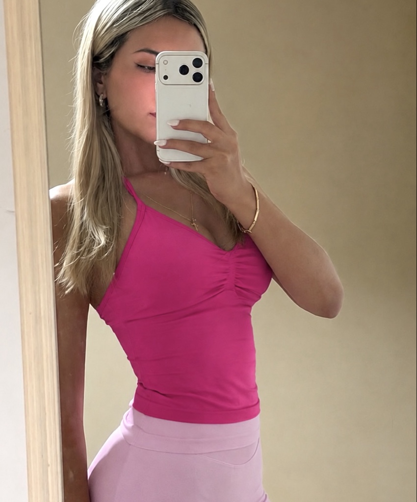 Blusa Halter Deportiva Fucsia