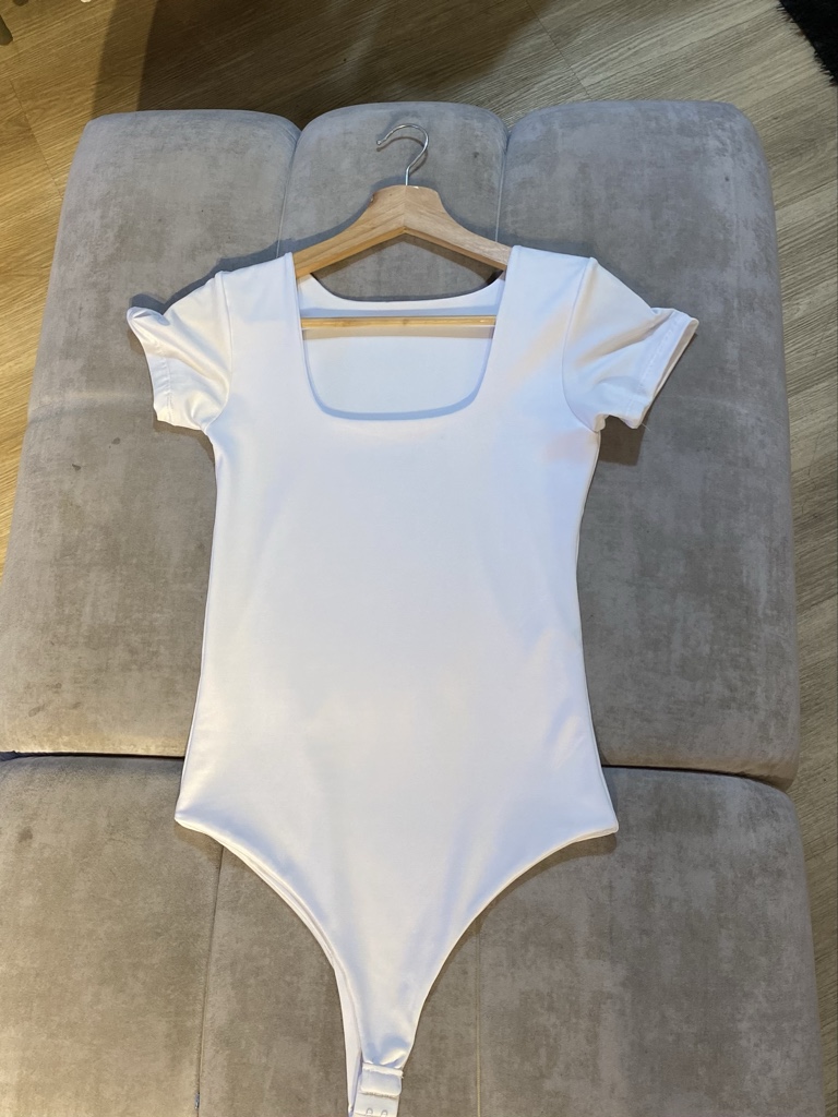 Body Manga Corta  Cuadrado blanco
