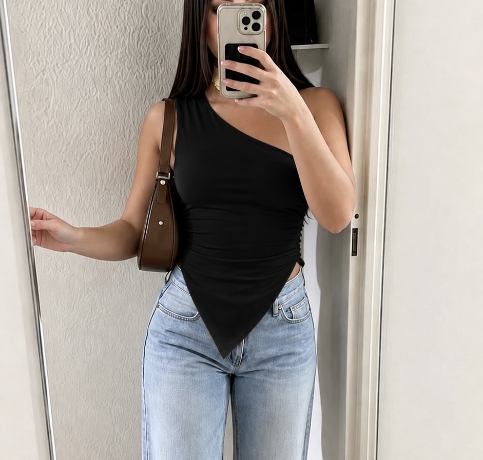 Blusa Asimétrica Negro
