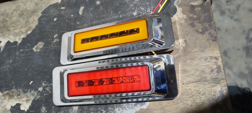 Faro Lateral Rectangular Rodatrax