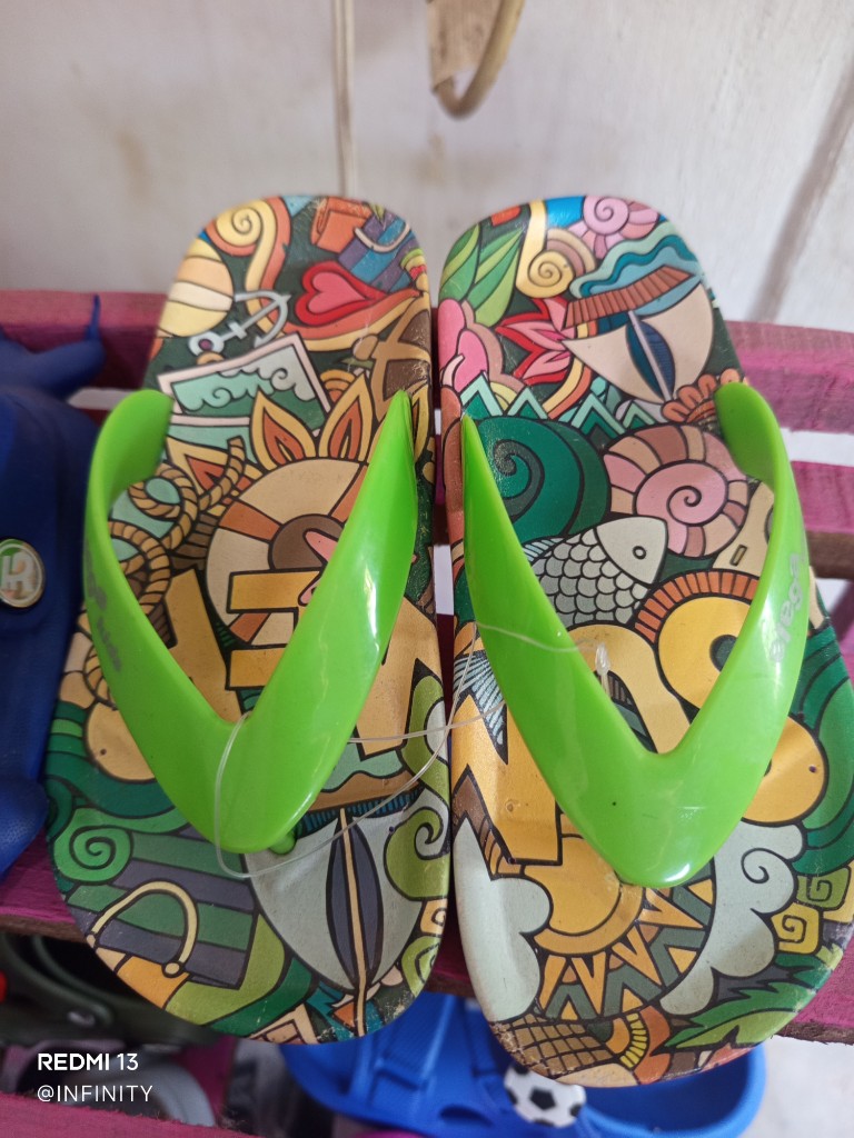 Sandalias verdes estampadas