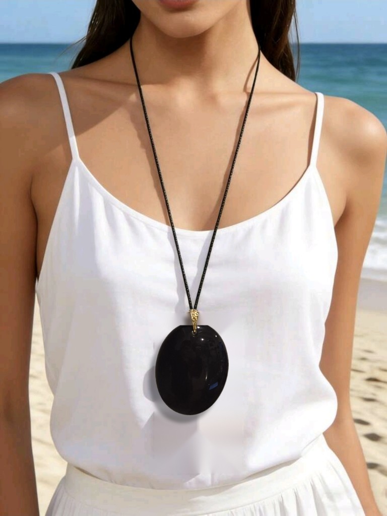 Collar y aro negro dije ovalado
