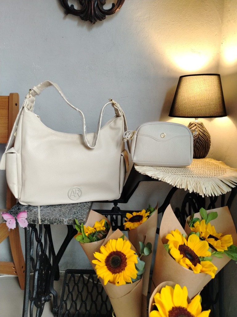 Cartera hobo con bandolera