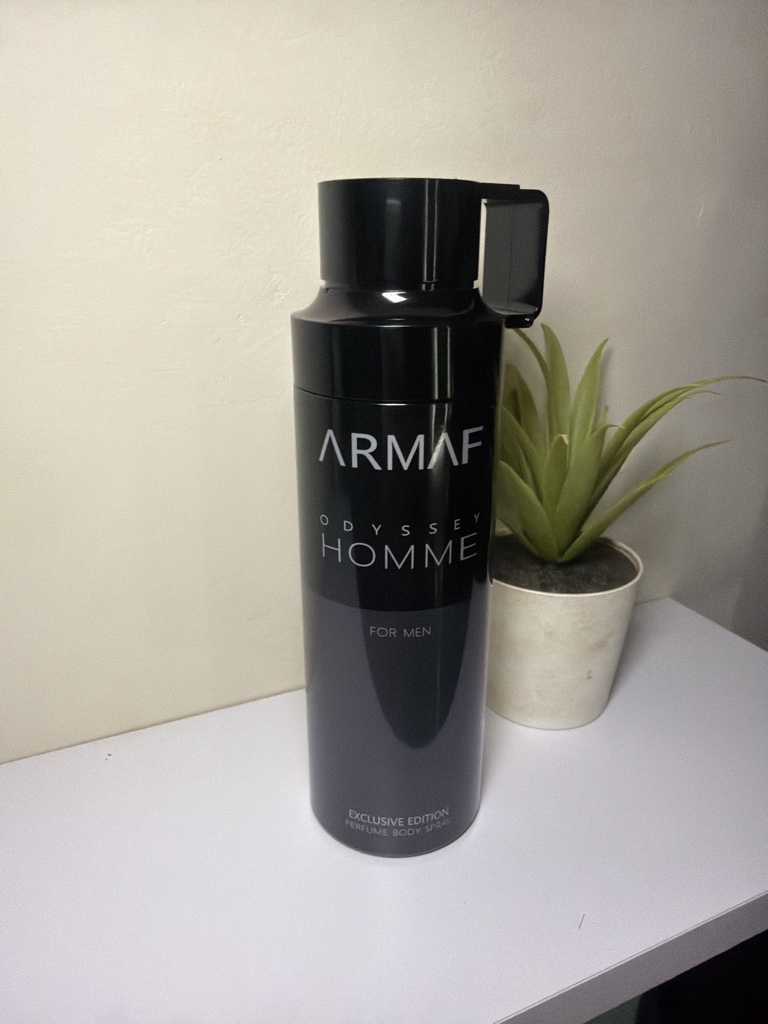 ARMAF Odyssey Homme negro