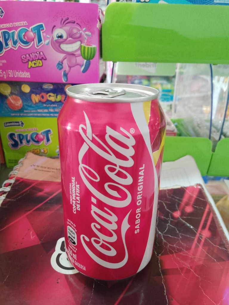 Coca cola lata