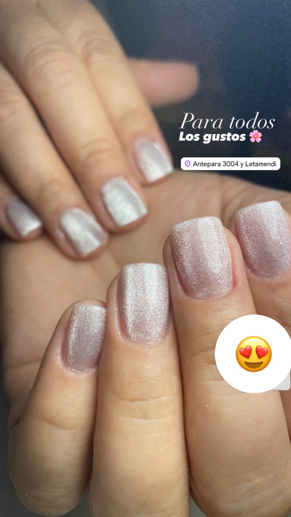 3. Mani Semipermanente
