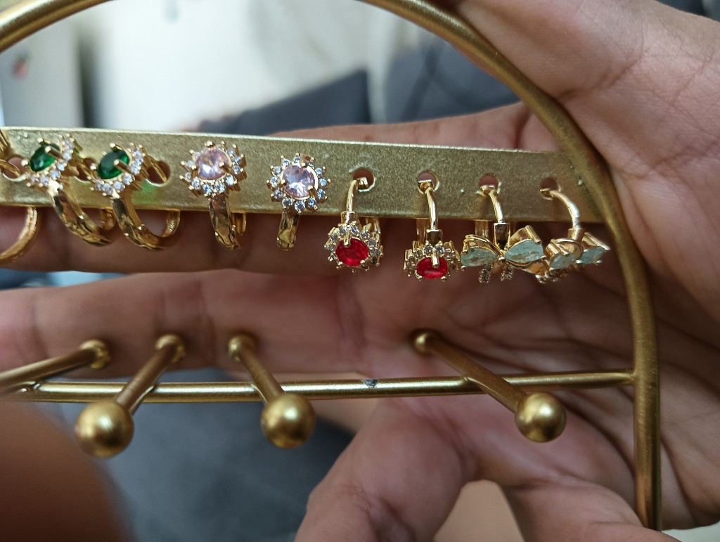 Aretes