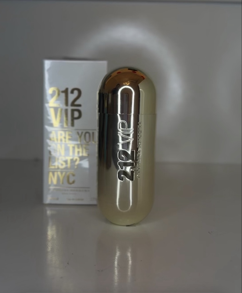 Carolina Herrera 212 VIP