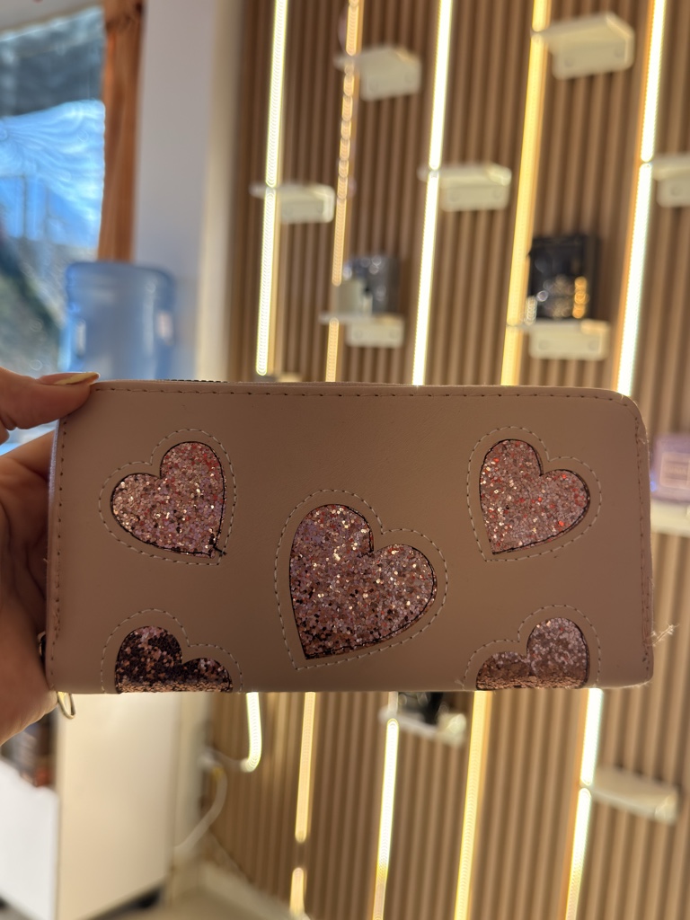 Cartera mini rosa corazones