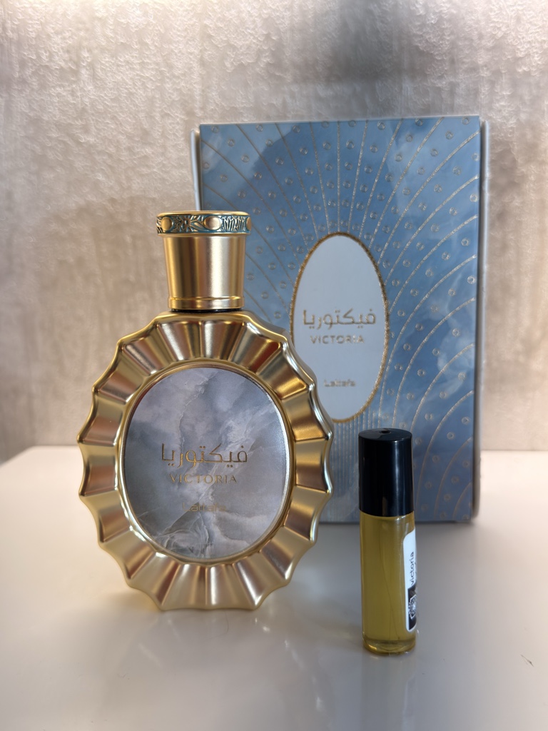 Victoria perfume dorado